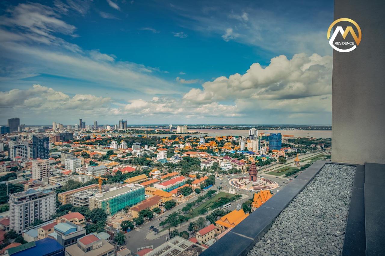 Infinity Pool Hotel Phnom Penh Down To 24 Usd In M Residence Eksteriør bilde